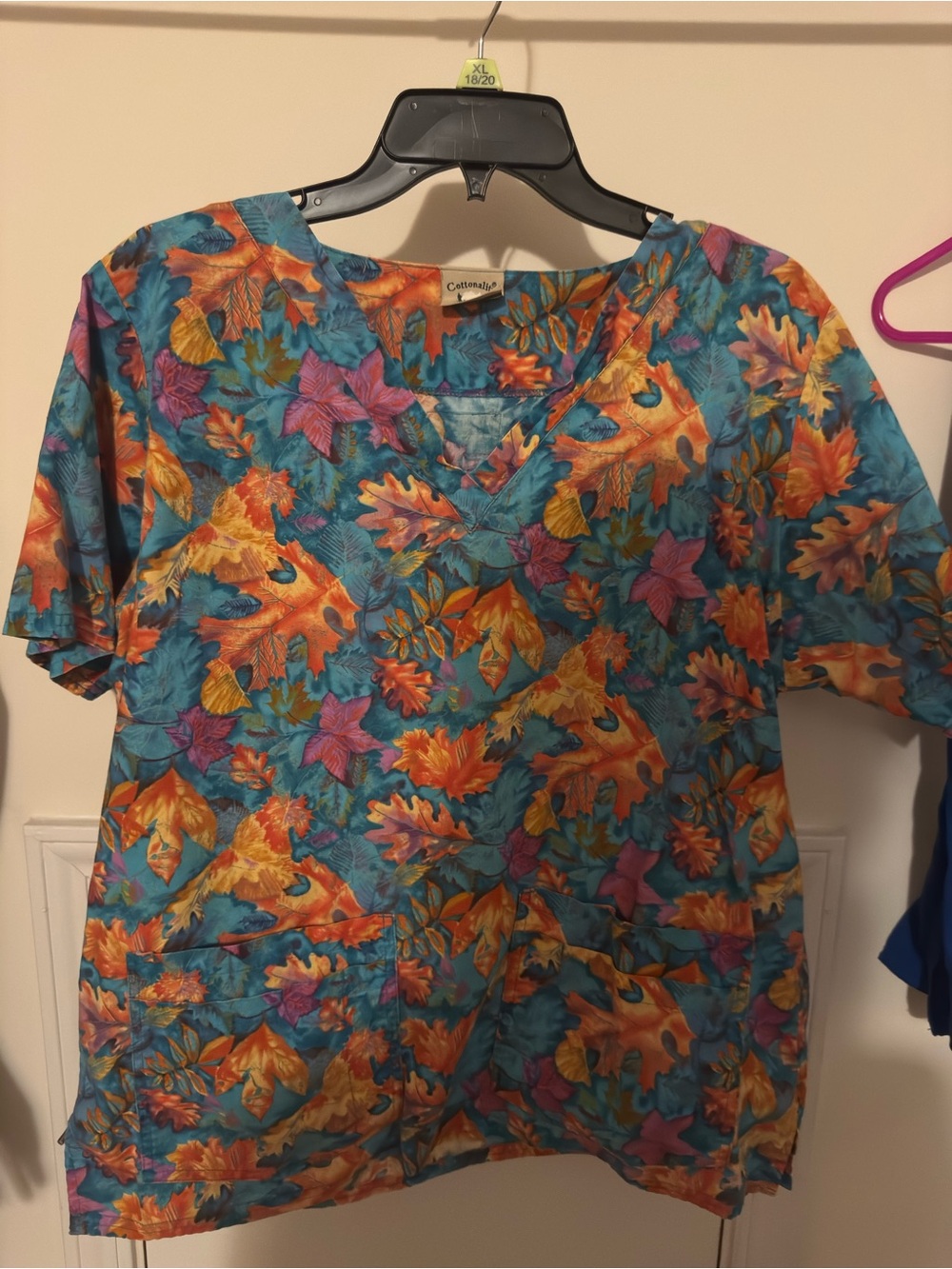 CottonalityTeal Fall Leaf Print Scrub Top